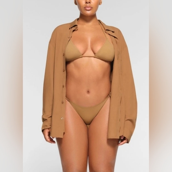 SKIMS Cover Ups Long Sleeve Button Down Shirt | Oversized Top | Almond XXS NWT - Picture 3 of 7